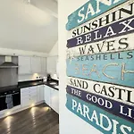 Halcyon Days - Part Of The The Bay Village With Pool, Gym And Direct Access, Pub, Restaurant, Tennis And Meadows Walks Prázdninový dům Filey