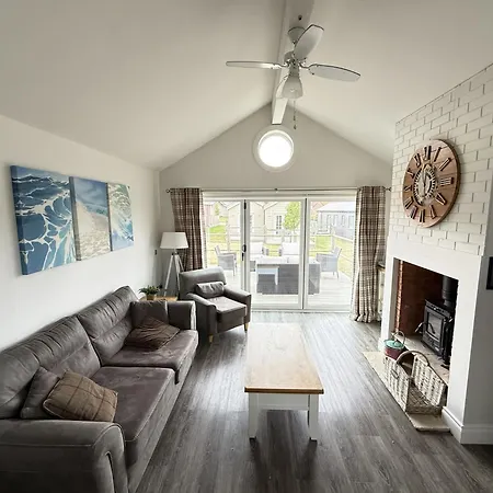 Σπίτι διακοπών Halcyon Days - Part Of The The Bay Village With Pool, Gym And Direct Access, Pub, Restaurant, Tennis And Meadows Walks *