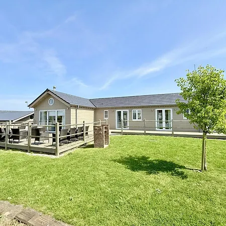 Halcyon Days - Part Of The The Bay Village With Pool, Gym And Direct Access, Pub, Restaurant, Tennis And Meadows Walks Prázdninový dům Filey
